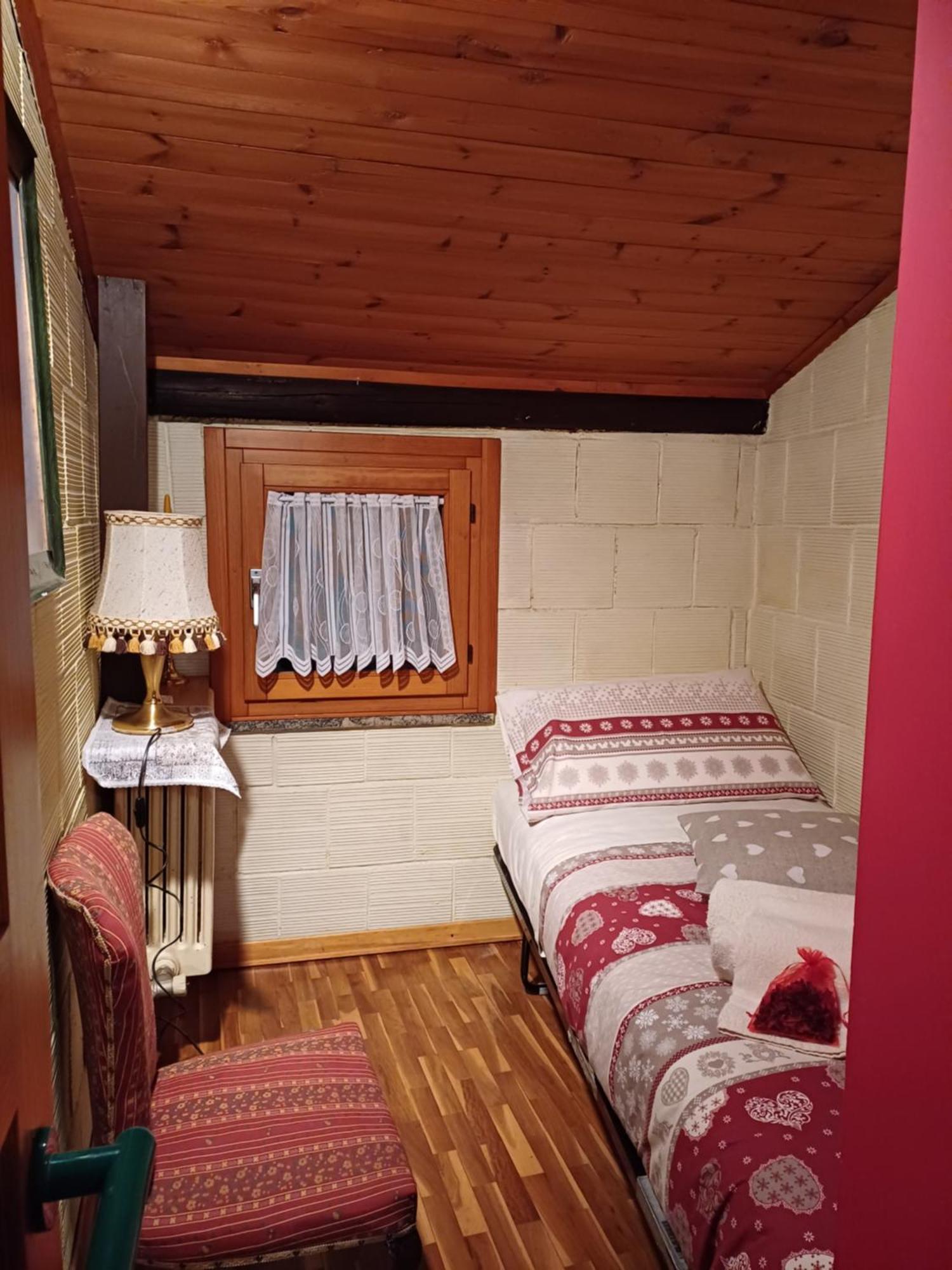 Casa Vacanze Ca' Moreschi Berzo Buitenkant foto